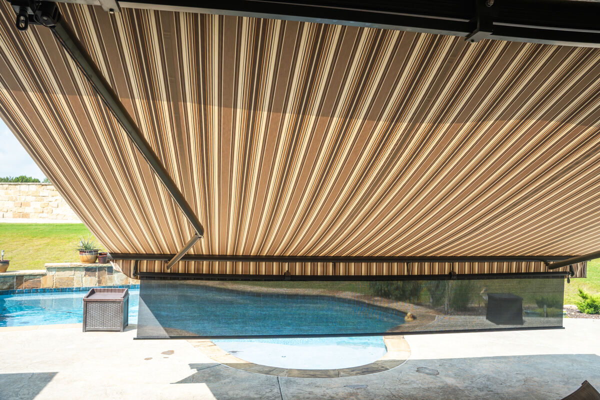 Drop Screen Interior