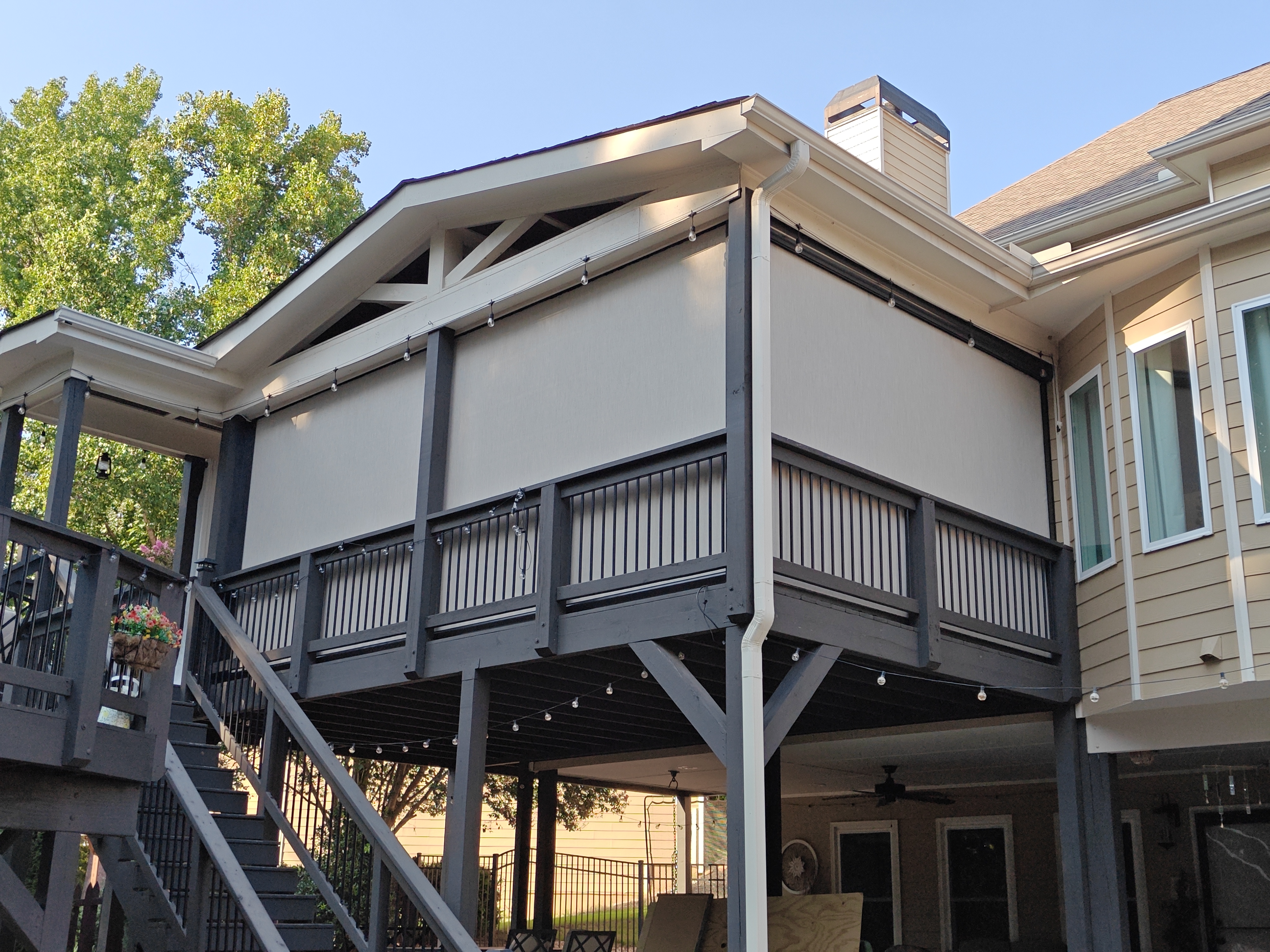 Motorized Retractable Screen