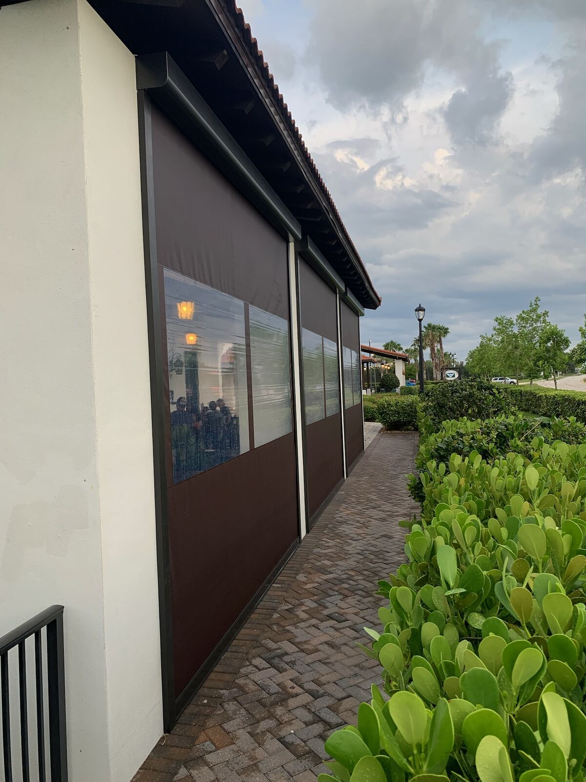 Pelican Larrys Vinyl